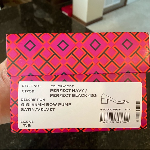 New Tory Burch Gigi Block Heel Pump, Navy Blue Satin, Crystal Embellished Logo - Picture 16 of 16